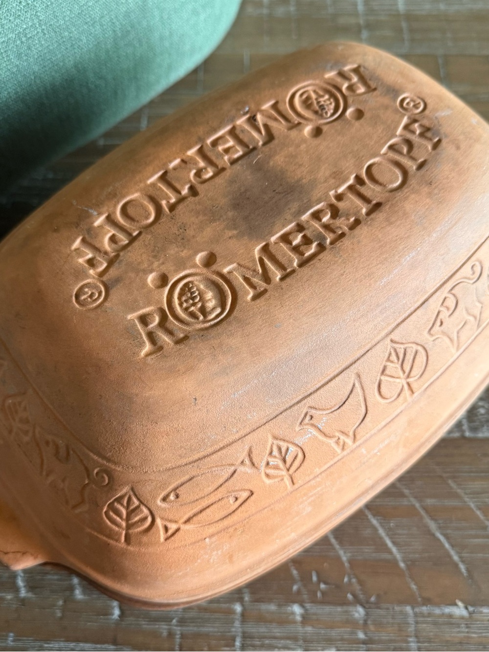 Römertopf Terracotta Clay Baker - Rustic-Steam Baking. Great for Artisan breads